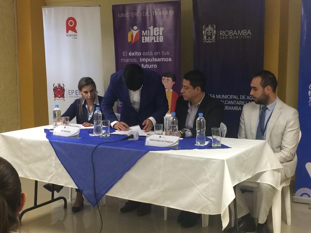 Ep Emapar Y Ministerio De Trabajo Suscriben Convenio Para Proyecto Mi Primer Empleo Ep Emapar